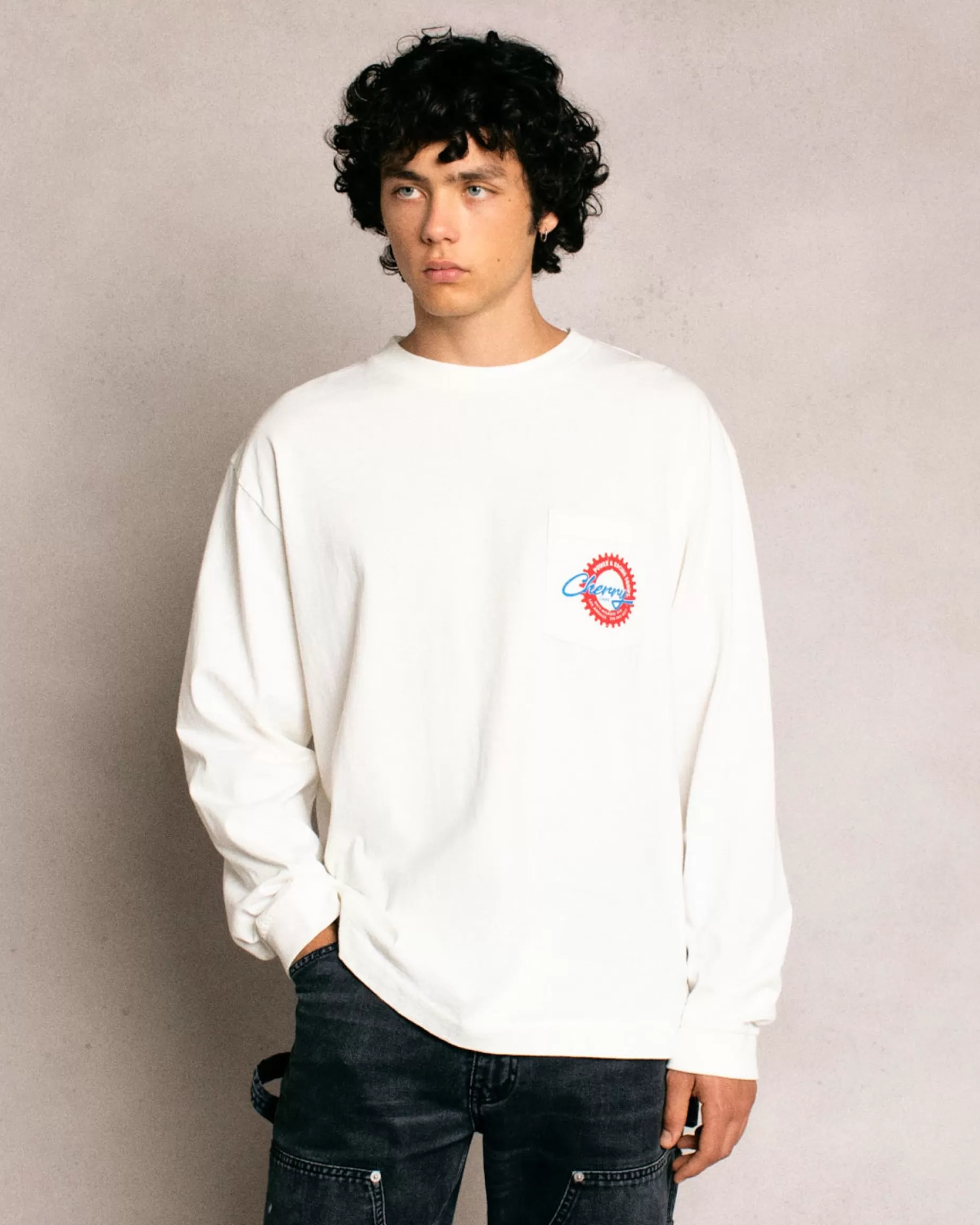 Camiseta Cams Pocket L/S (Blanco Vintage)^Cherry Sale