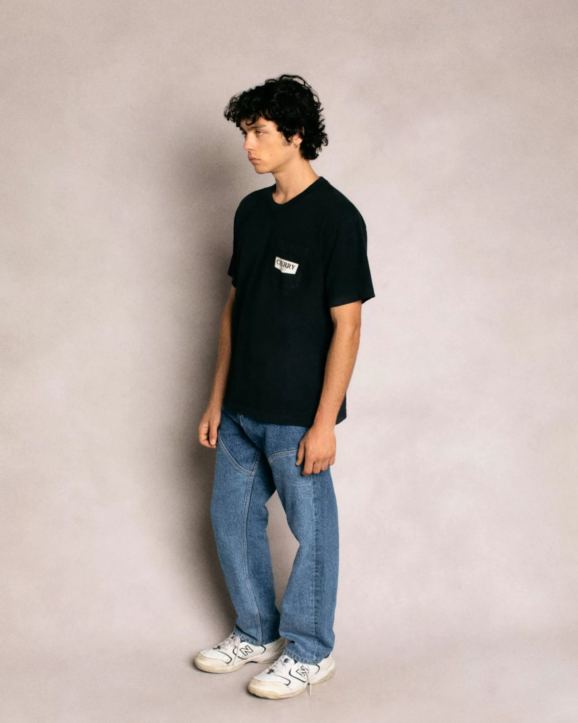 Camiseta Con Bolsillo Soaring Eagle (Negro Vintage)^Cherry Shop