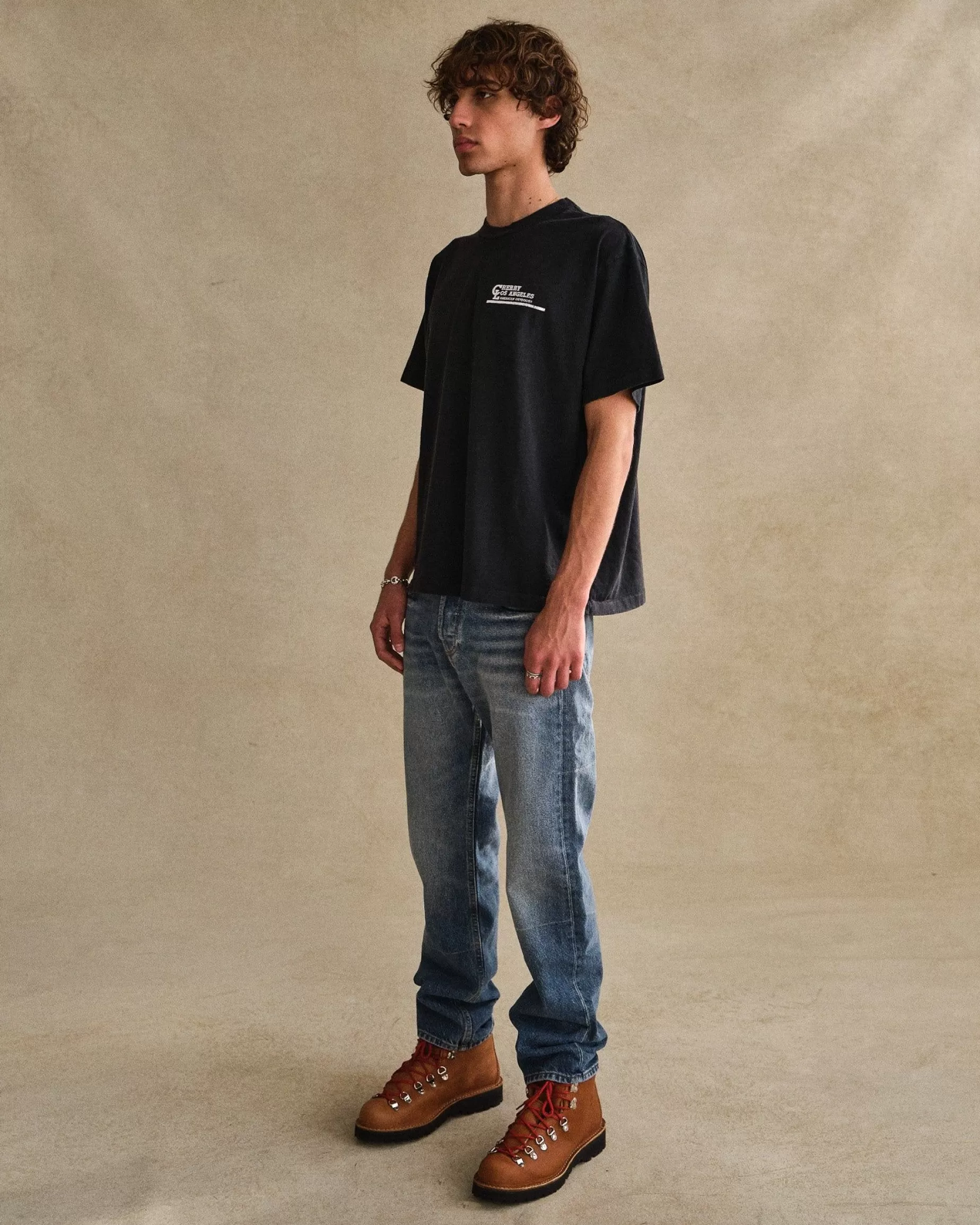 Camiseta Tipo Boxy American Outdoorsman (Negro)^Cherry Outlet